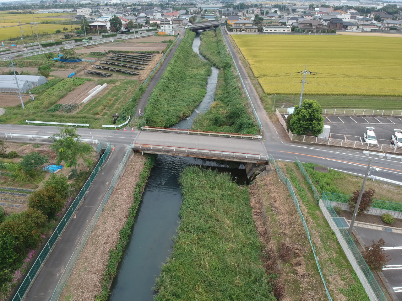 橋梁架設前